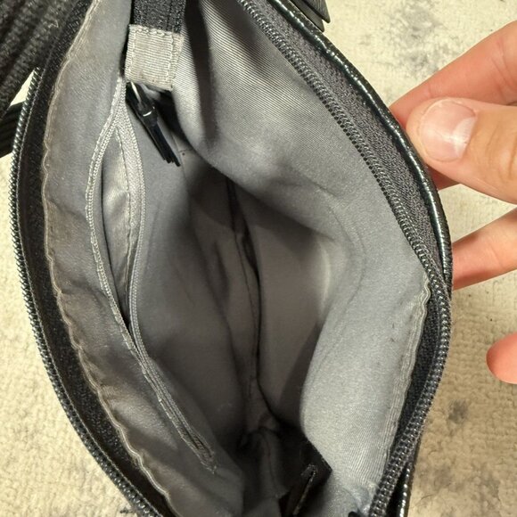 Y2K Coach Black Crossbody Bag - Picture 4 of 6